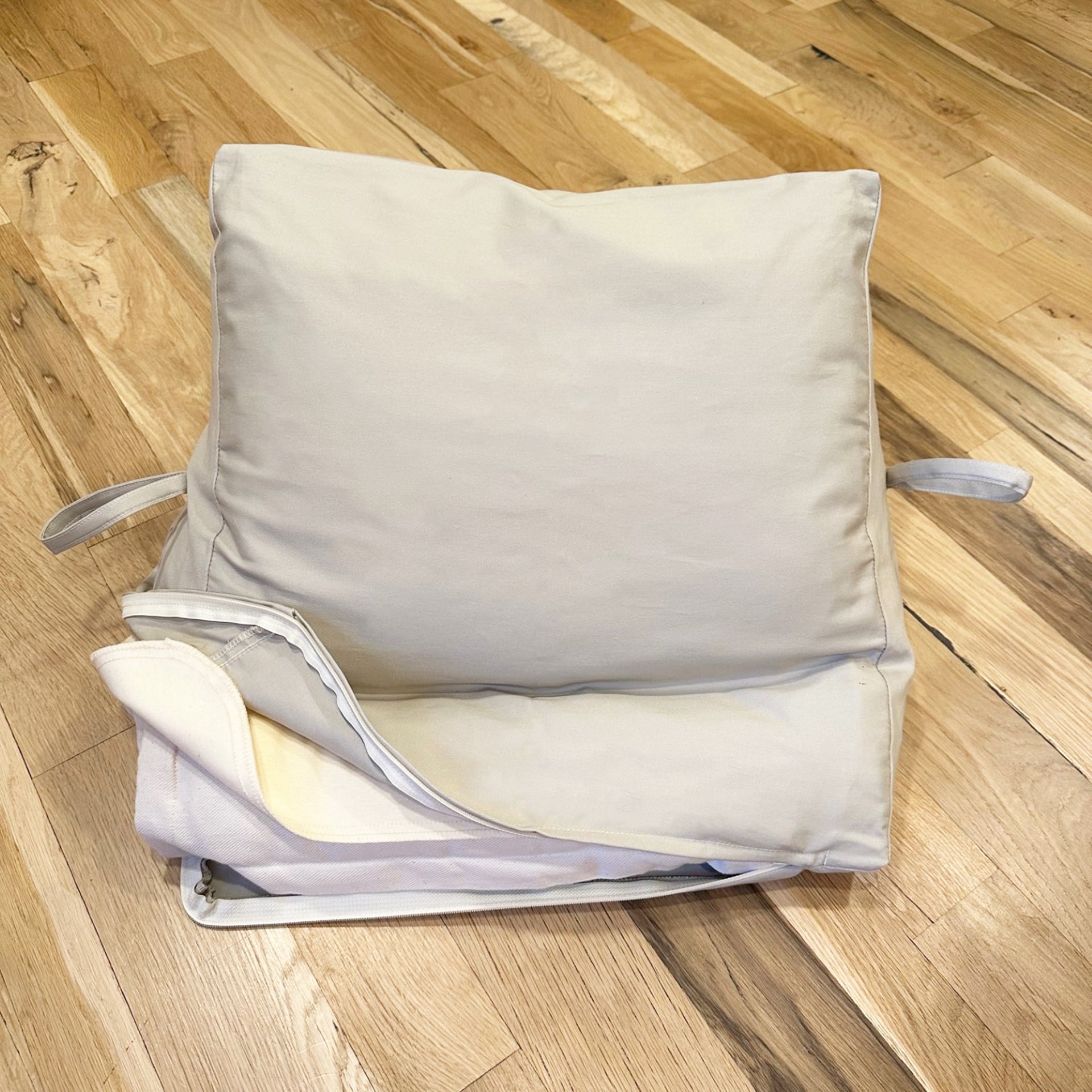 Water Resistant Peekaboo Pillow Protector